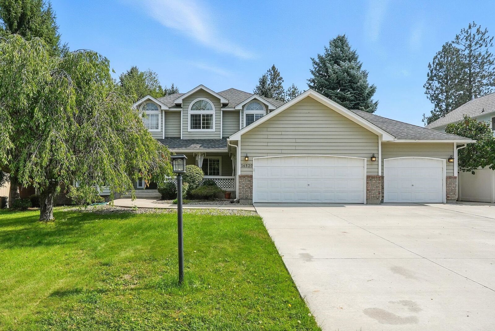Property Photo: 16520 N Cincinnati Ct WA 99208