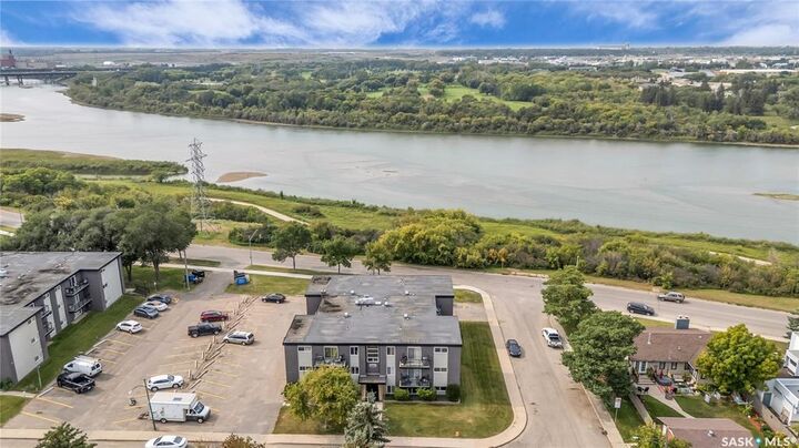 Photo de la propriété:  2106 St Cecilia Avenue 15  SK S7M 0P2 