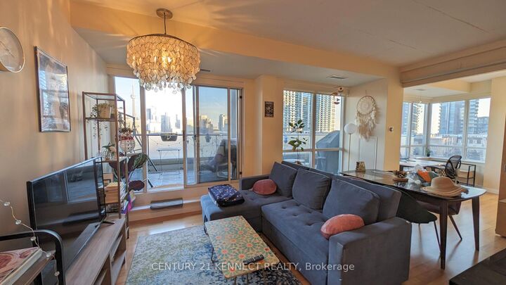 Photo de la propriété: 1 Shaw Street 610 ON M6K 0A1