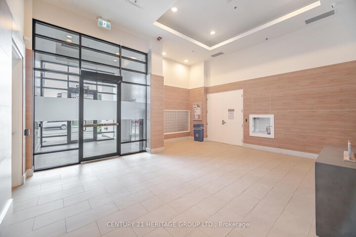 Property Photo:  2522 Keele Street 320  ON M6L 2N8 