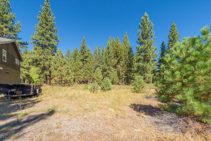 Property Photo: 11276 Wolverine Circle CA 96161