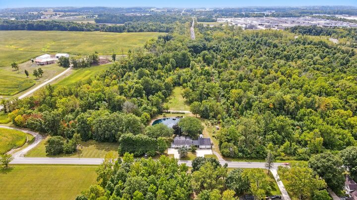 Property Photo: 1370 E Bluelick Road OH 45801