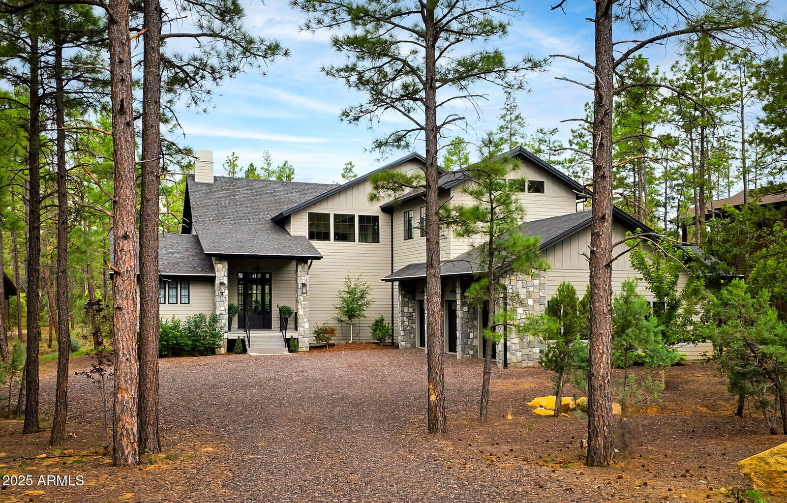 Property Photo: 4251 W Acer Lane AZ 85901