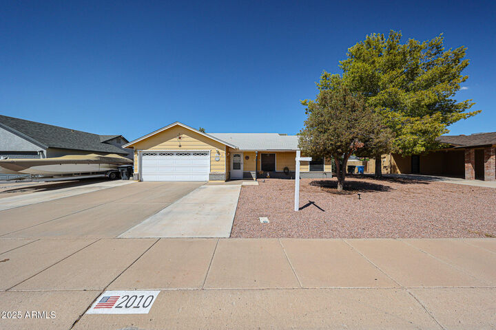 Property Photo: 2010 E Butler Street AZ 85225