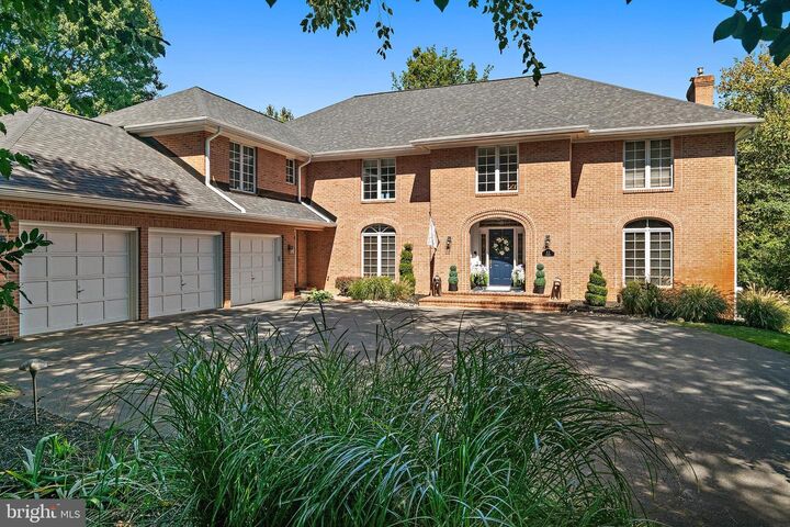 812 Coachway  Annapolis MD 21401 photo
