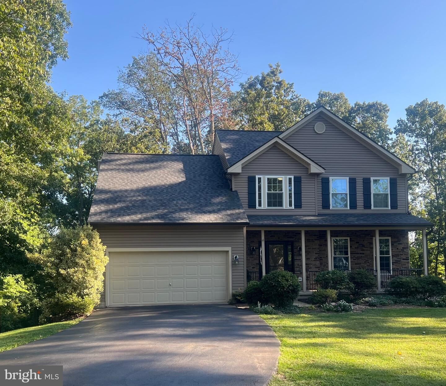 Property Photo:  7813 Oak Leaf Court  MD 21701 