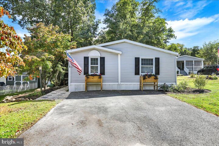 Property Photo:  83 Mansfield Drive  PA 18062 