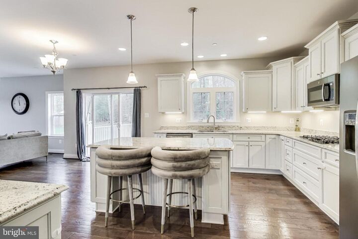 Property Photo: 2844 Deer Creek Court MD 20640