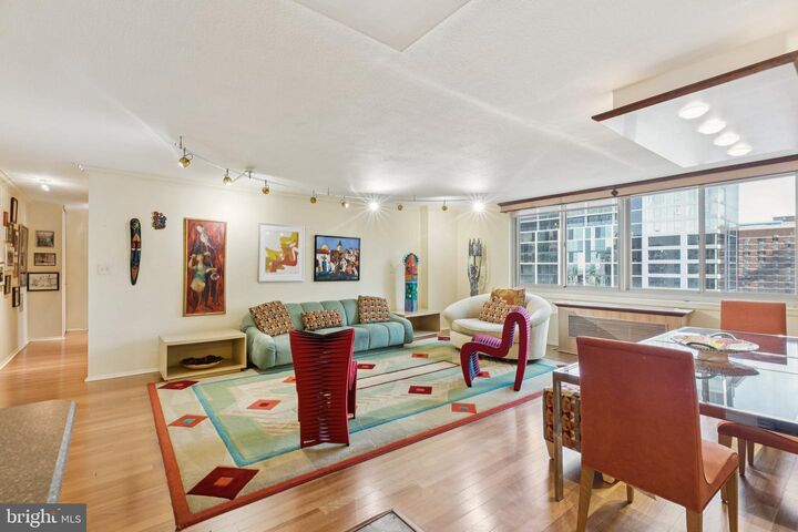 Property Photo:  1919 Chestnut Street 2601  PA 19103 