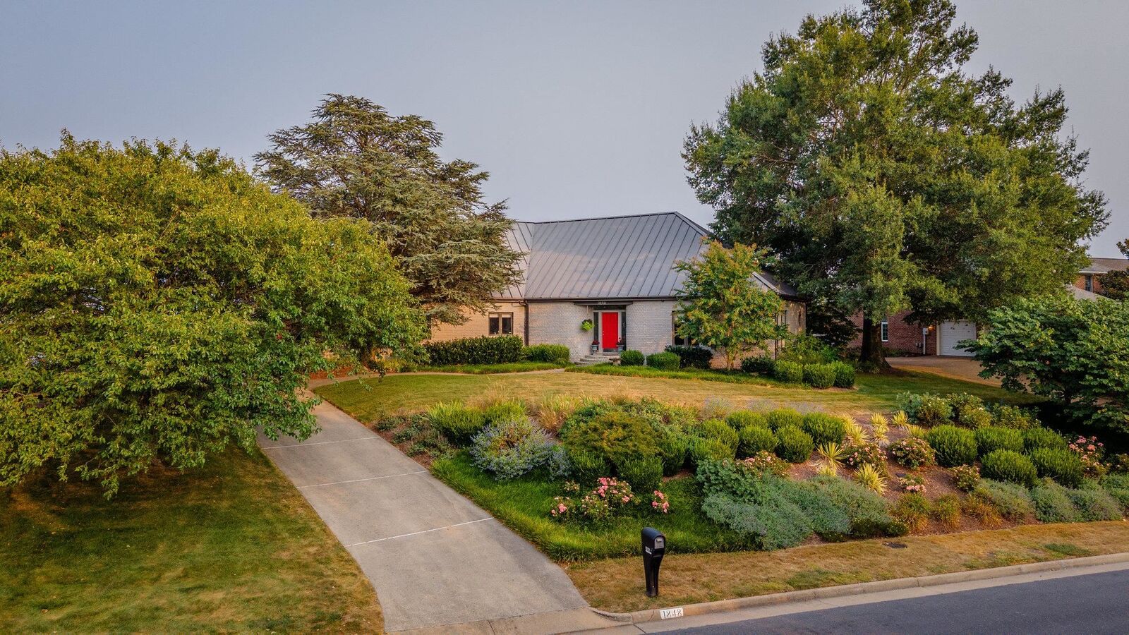 Property Photo: 1848 College Ave VA 22802