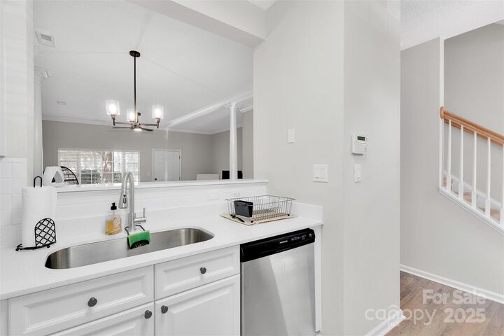 Property Photo: 11548 Savannah Creek Drive NC 28273