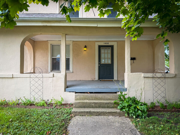 Property Photo:  1632 Mamie Eisenhower Avenue  IA 50036 