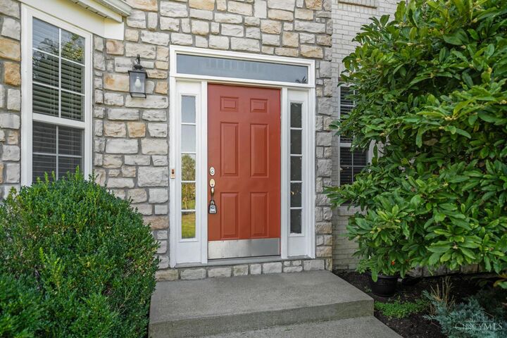 Property Photo:  2904 Turpin Lake Place  OH 45244 