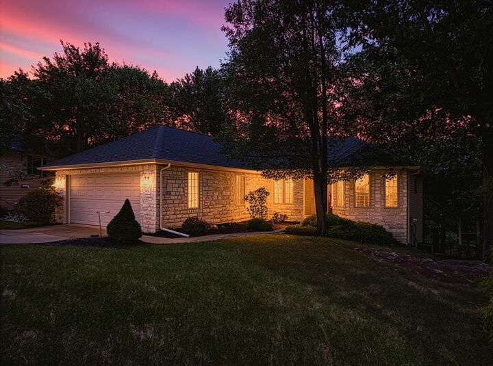Property Photo:  606 Kimberly Court  OH 43056 