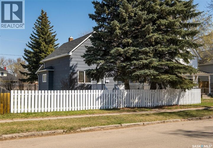426 10th Street E  Prince Albert SK S6V 0Z4 photo