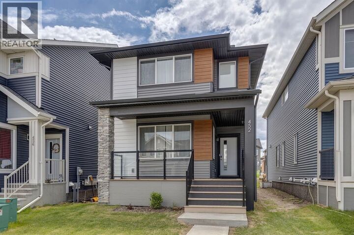 Property Photo: 452 Creekrun Crescent Southwest AB T4B 5J9