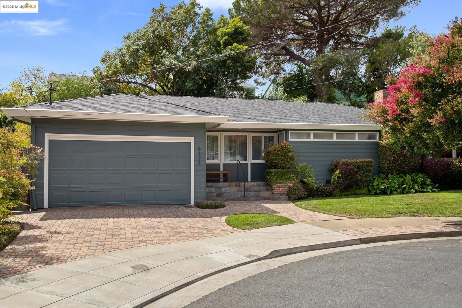 Property Photo:  3327 Victor Ave  CA 94602 