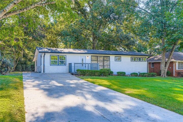 Property Photo: 2712 Davidson Drive GA 30058