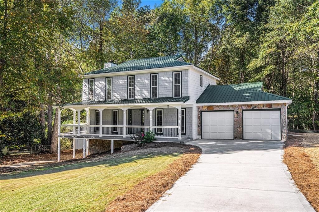 Property Photo:  1133 Willow Trace  GA 30017