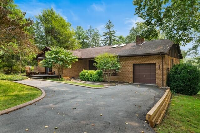 752 McElhenny Road  Lewisburg WV 24901 photo