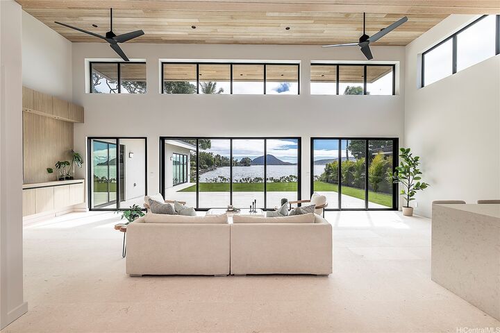 344 Wailupe Circle  Honolulu HI 96821 photo