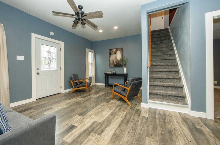 Property Photo:  408 SE 4th Avenue  IA 50676 
