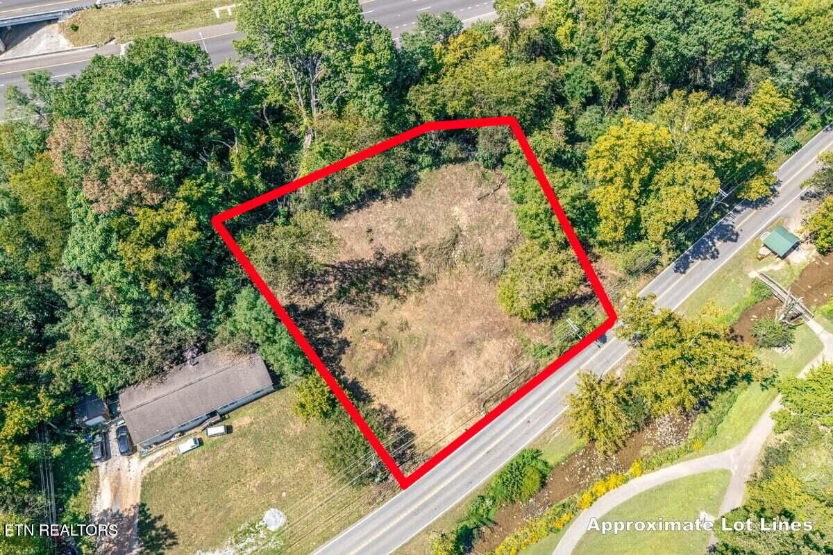 Property Photo:  1111 Loves Creek  TN 37924 
