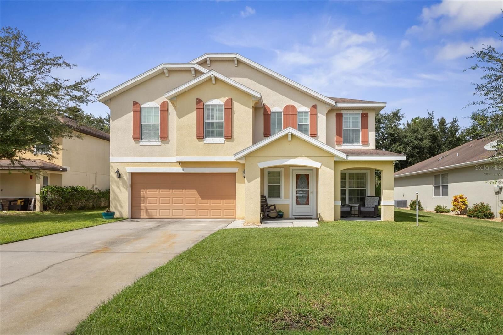 Property Photo:  5 Cantilever Court  FL 32174 