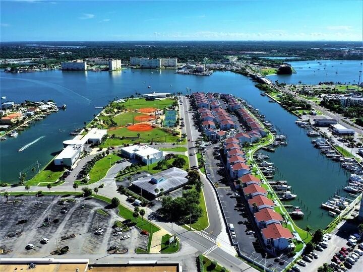 Property Photo: 250 Medallion Boulevard H FL 33708