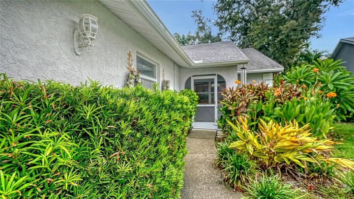 Property Photo: 6016 Bonaventure Place FL 34243