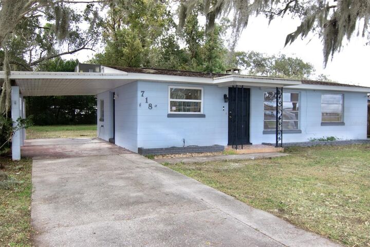 Property Photo: 718 Bay Street FL 33870
