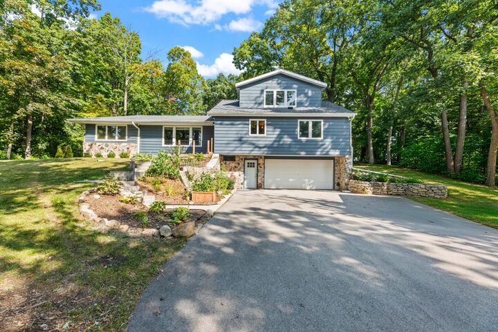 Property Photo: N31w22134 Green Rd WI 53186