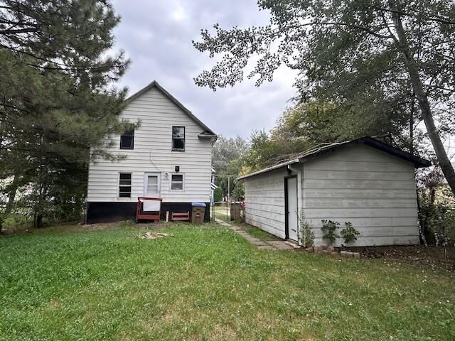 Property Photo:  515 7th St NE  ND 58703 