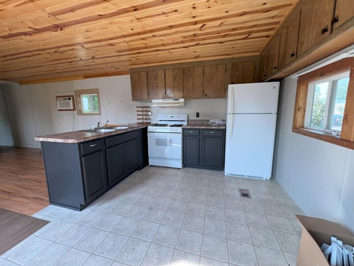 Property Photo: 360 Hillsview Road SD 57783