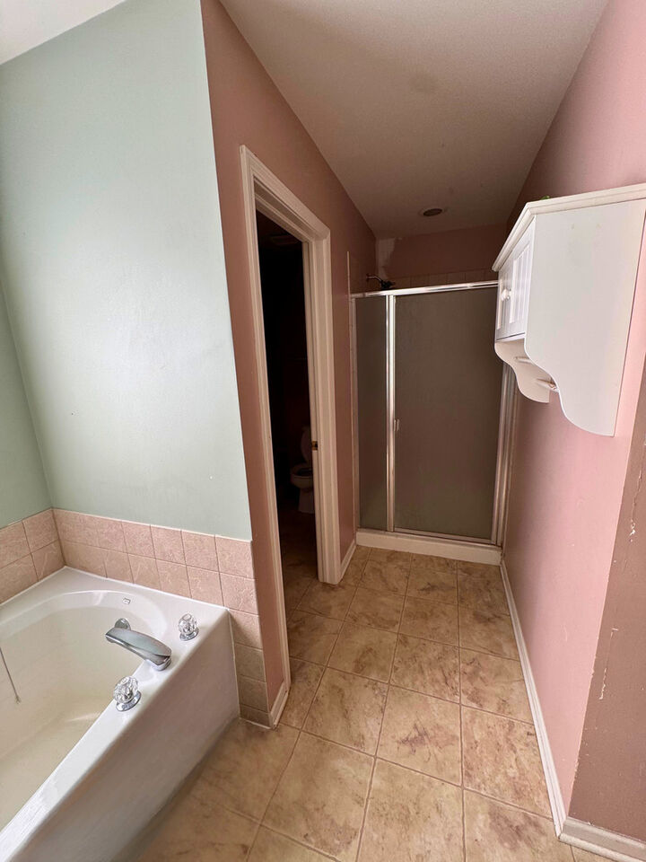 Property Photo:  313 Kensington Drive  IL 60543 