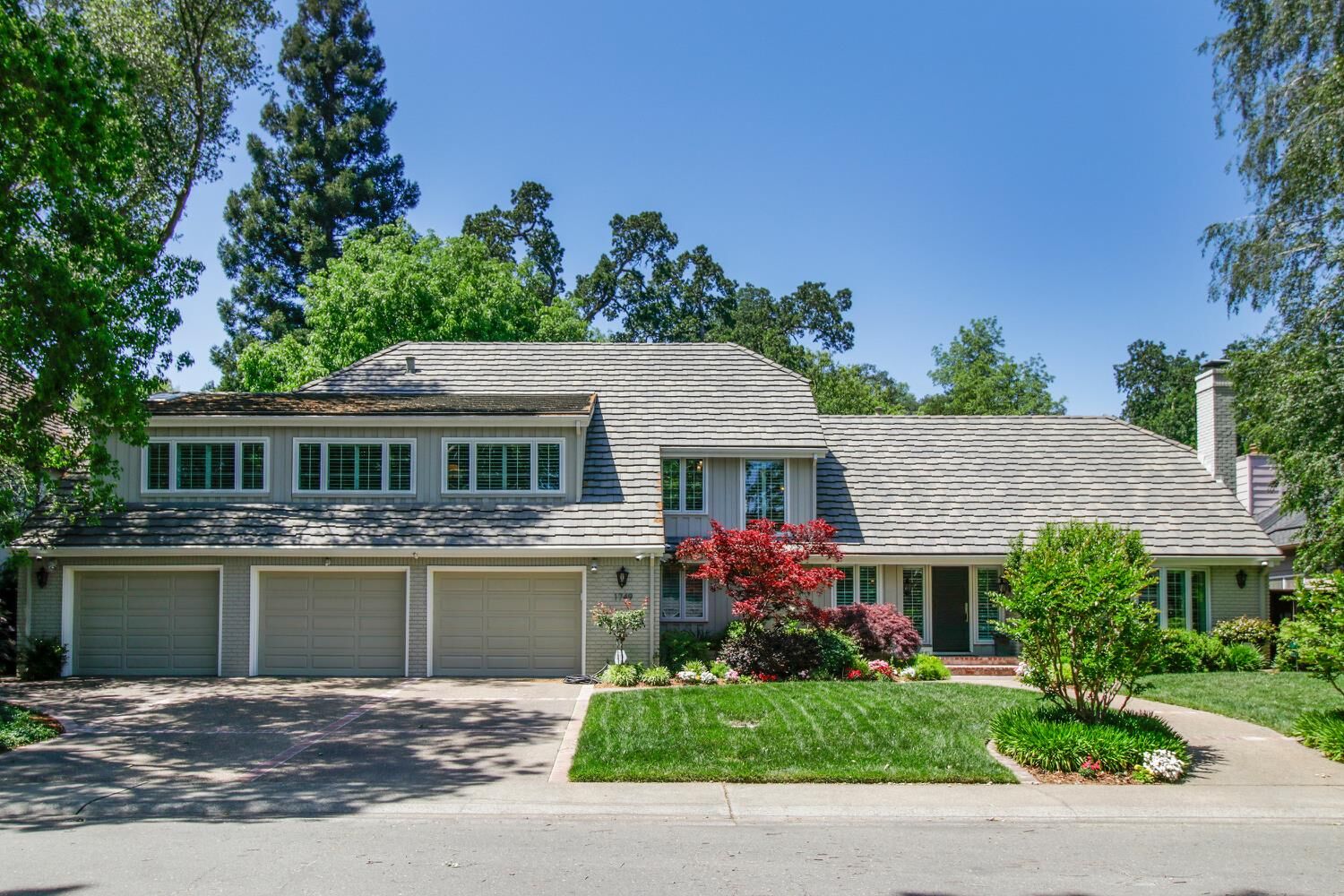 Property Photo: 1749 Haggin Grove Way CA 95608
