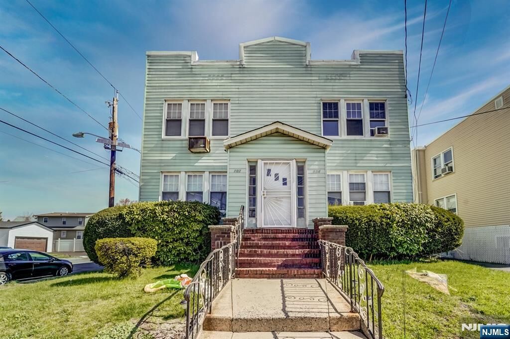 Property Photo:  102 Exton Avenue  NJ 07031 