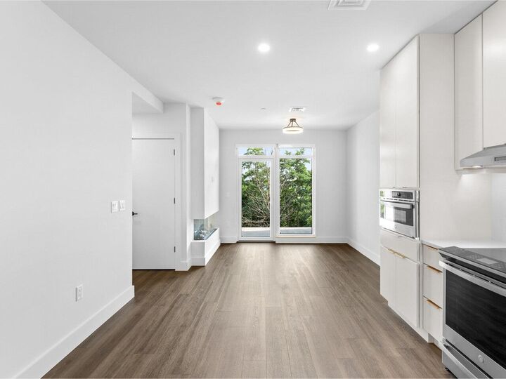 125 Cambrian Way  Burlington VT 05401 photo