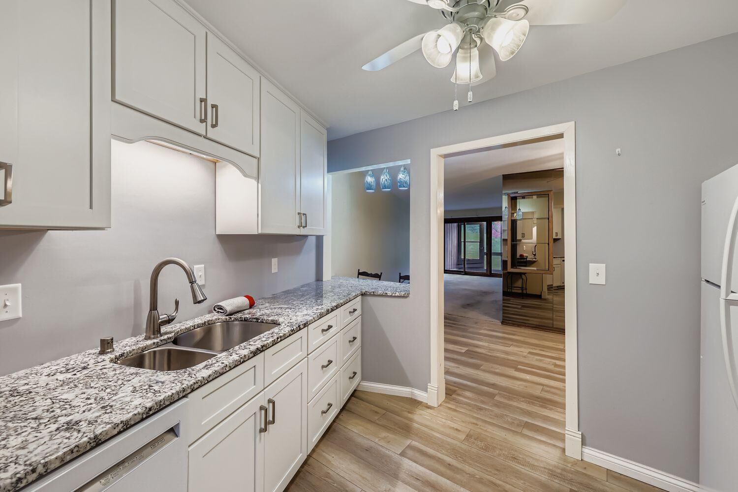 Property Photo: 2690 Oxford Street N 209 MN 55113