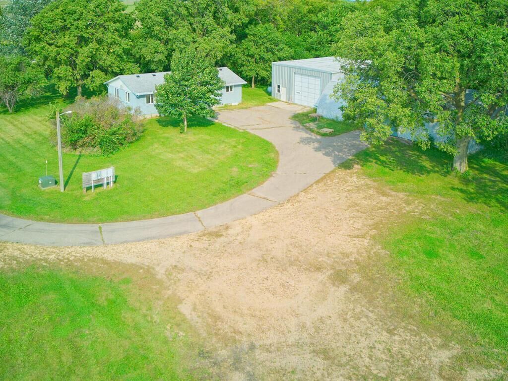 Property Photo: 15092 Highway 15 S MN 55350