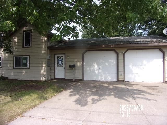 Property Photo: 113 4th Street SW MN 56352