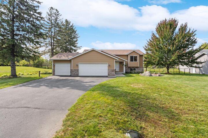 16670 Whitewood Avenue  Prior Lake MN 55372 photo