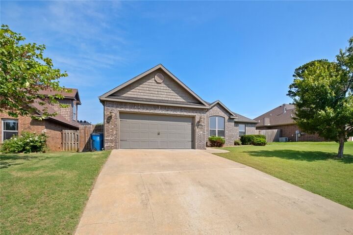 Property Photo:  3104 Waterleaf Avenue  AR 72713 