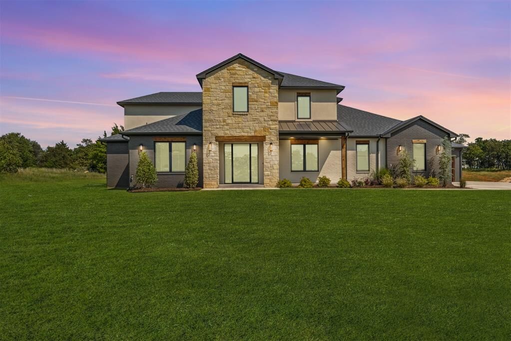 Property Photo:  3320 Somerset Farms Road  OK 74857 