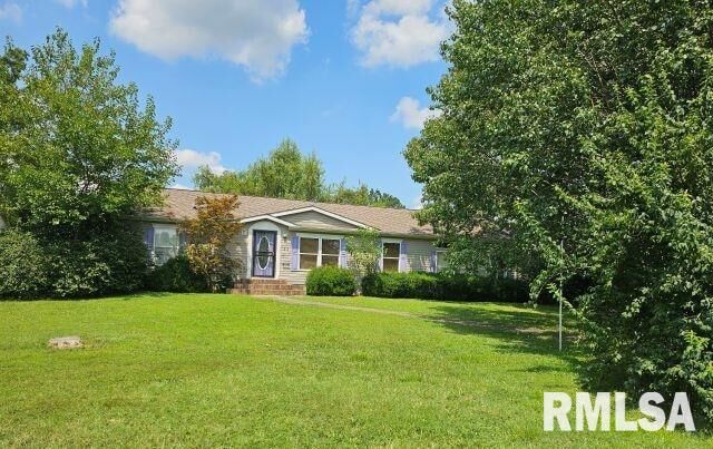 Property Photo: 614 W College Street IL 62946