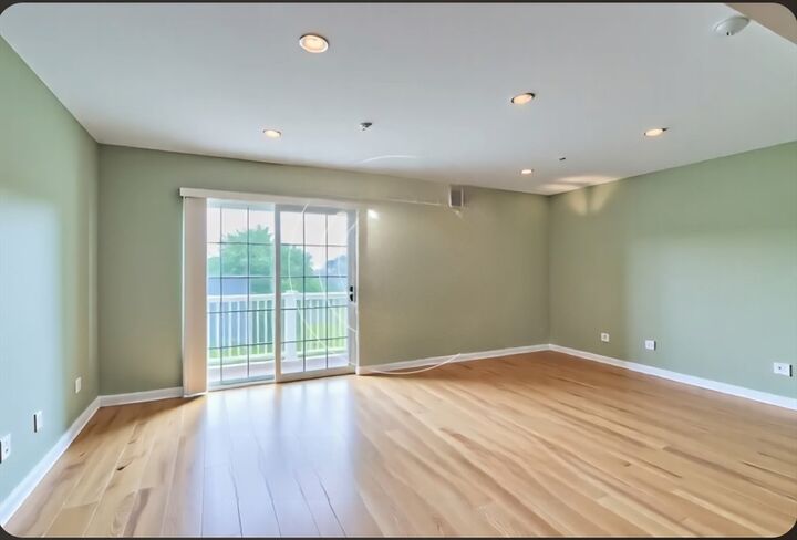 Property Photo: 101 Hopkins St 7 MA 01880
