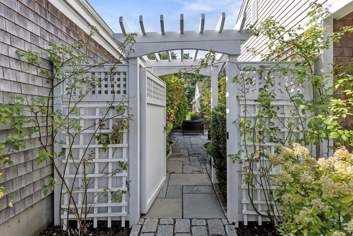 Property Photo:  17 Cupola Ln 17  MA 02360