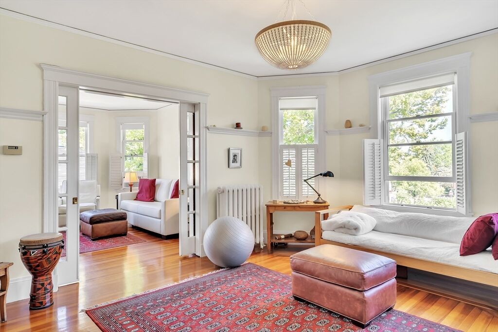 Property Photo: 54 Ellery St 3 MA 02138