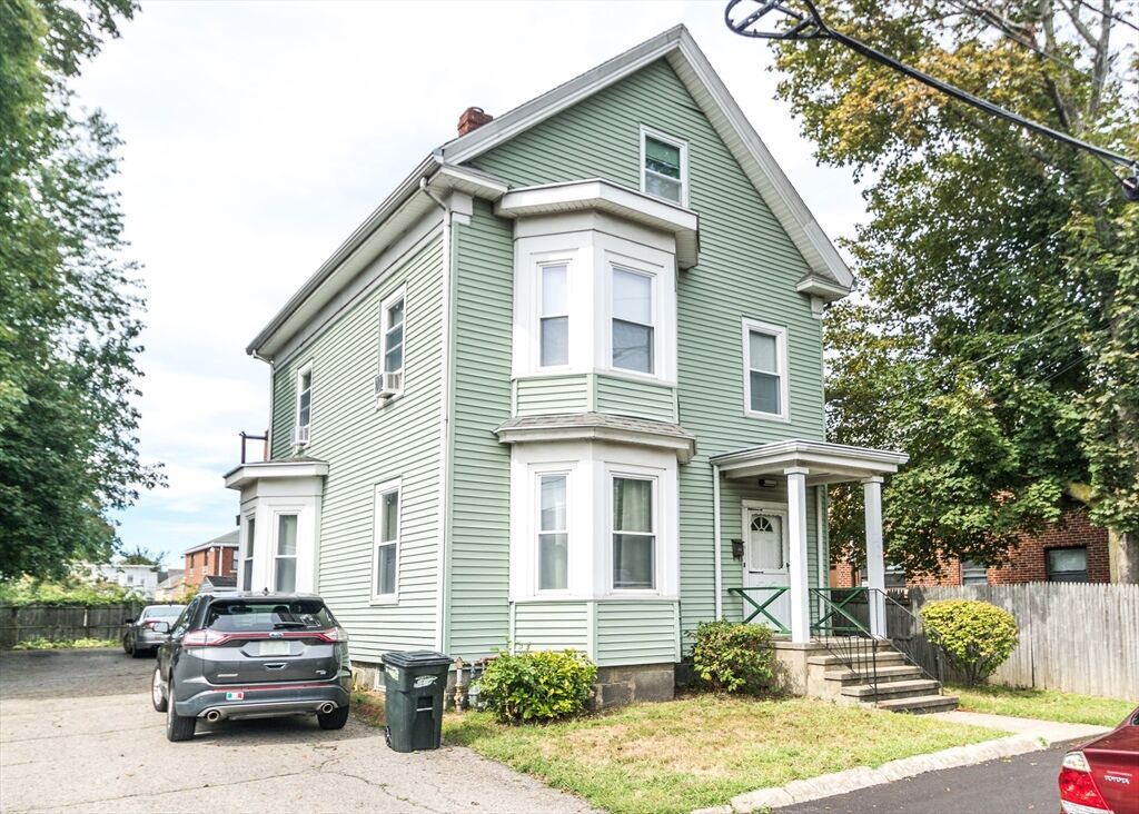 Property Photo:  21 Gardner Street 1  MA 02453 