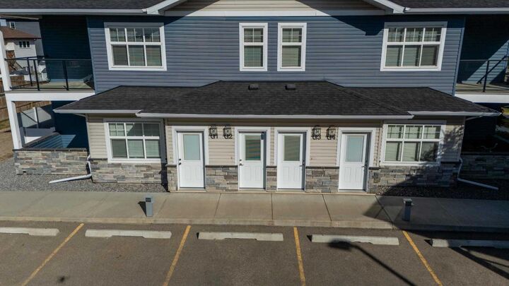 Property Photo:  5300 Vista Trail G2  AB T4M 0L8 